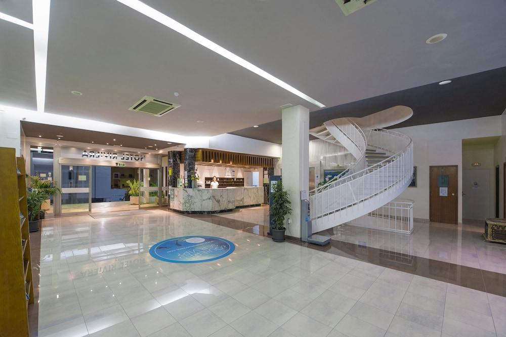 Hotel Vibra Riviera Сан-Антоніо Екстер'єр фото
