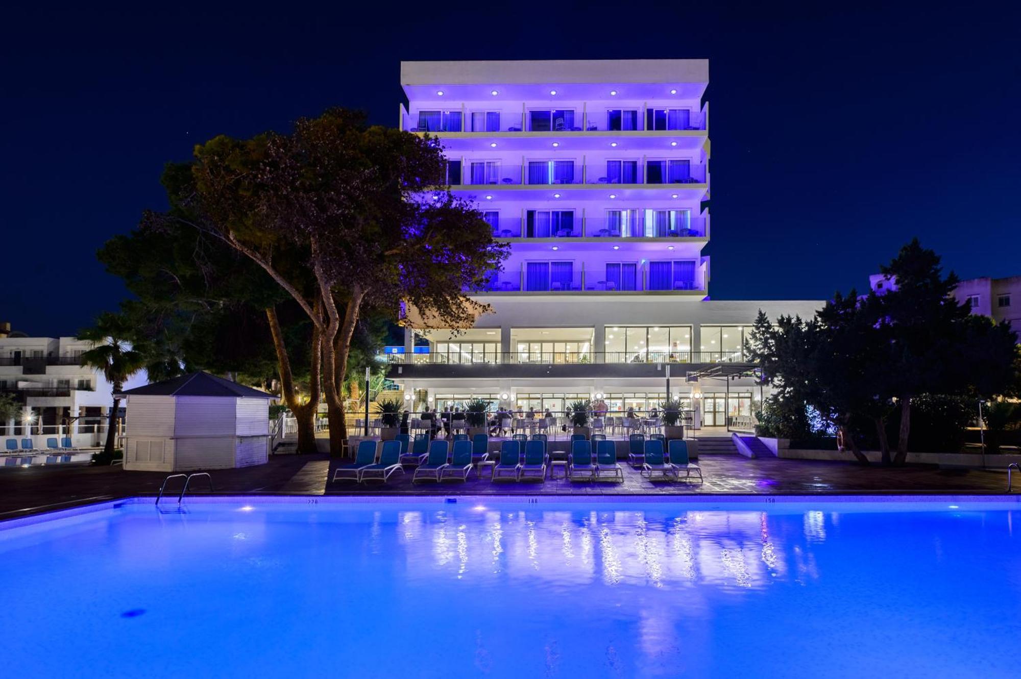Hotel Vibra Riviera Сан-Антоніо Екстер'єр фото