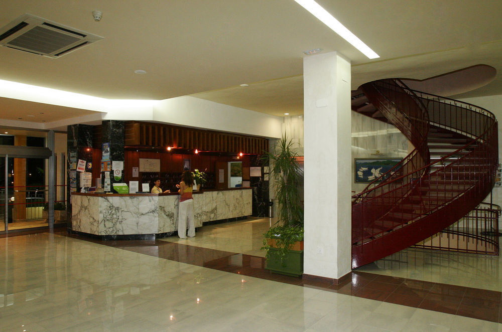 Hotel Vibra Riviera Сан-Антоніо Екстер'єр фото